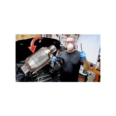 cleaning-catalytic-converter-by-using-spray